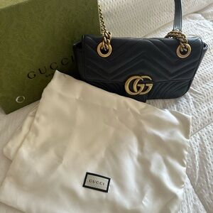 Gucci Marmont crossbody